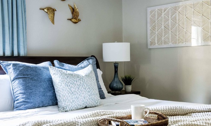 Lindridge-Martin Manor House | Aqua Villa Summary: T