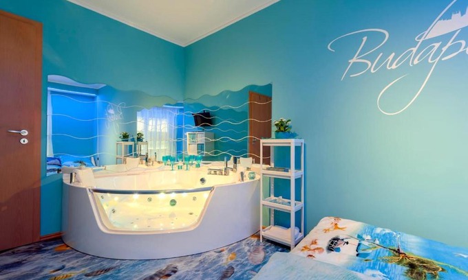 Szazados negyed Apartment | AquaFlat