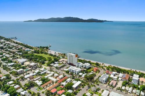 North Ward Apartment | Aquarius On The Beach