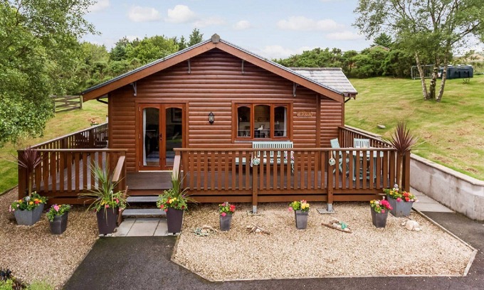Isle of Arran Ski Chalet | Ar Fasgadh Lodge, Torbeg, Shiskine, just outside Blackwaterfoot, Isle of Arran