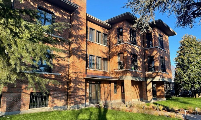 Aurora Apartment | AR Living Colletta Exclusive Apartment C2