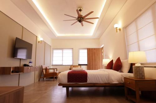 Kuzhuppilly Resort | Arabian Pearl Beach Resort Cherai