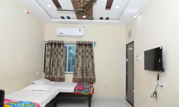 Rajpipla House | Aradhya Prime Home Stay