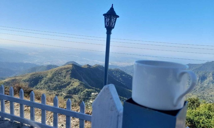 Lansdowne Hotel | Aranyam Hills