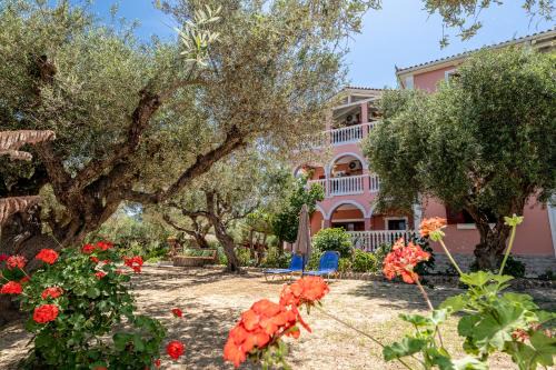 Ano Vasilikos Apartment | Arazzo Apartments