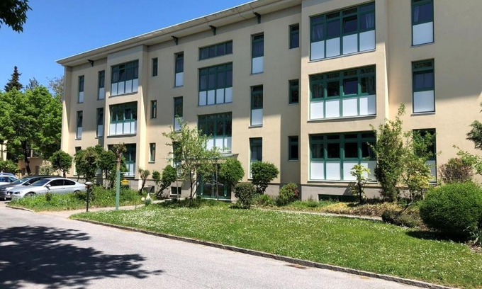 Puntigam Apartment | Arbeiterwohnheim Workers Dormitory Graz