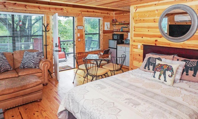Dripping Springs House | Arbor House of Dripping Springs - Safari House