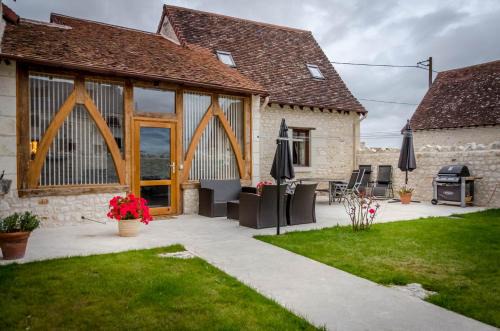 Cussay House | Arc en Ciel/Rainbow Arch