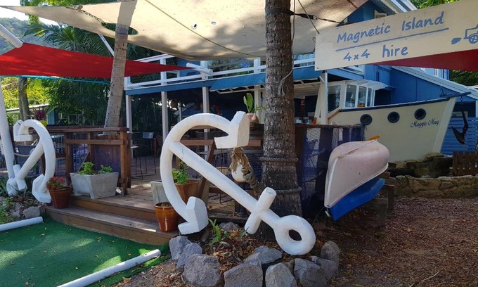 Arcadia House | Arcadia Beach Guest House and Car Hire