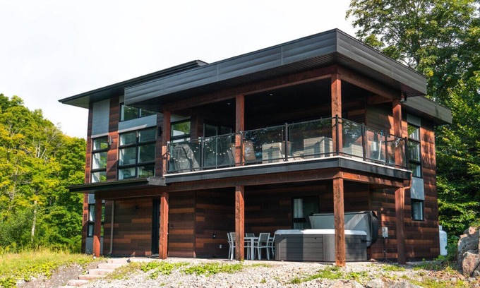 Austin House | Archimède Spa et Panorama