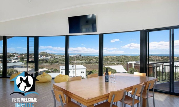 Goolwa Beach House | Architect Designed Spectacular Beachhouse with Sweeping Views