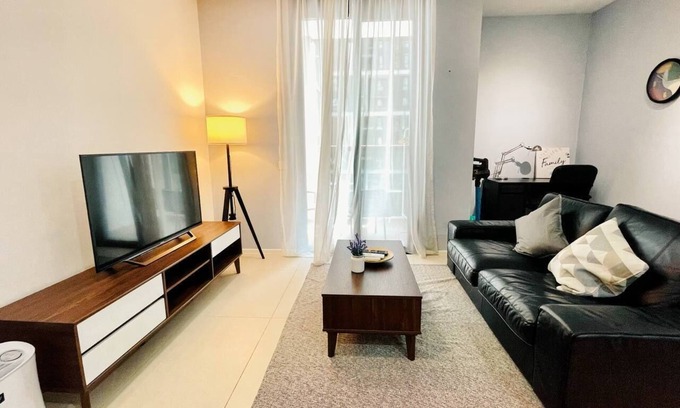 Mont Kiara Condo | Arcoris Mont Kiara - Kingbed/Netflix/Next To 163Mall & Kiara 1 Mall