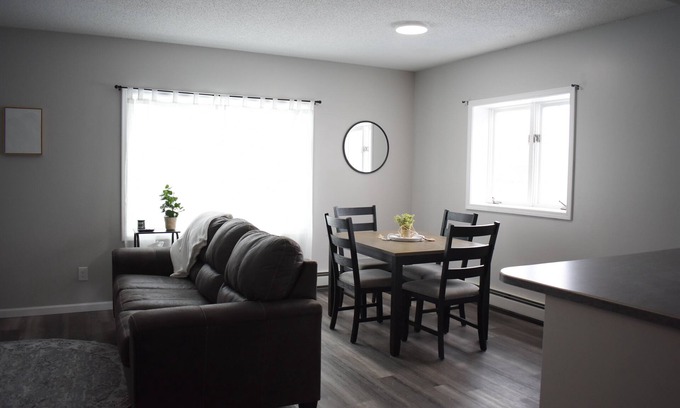 Grand Rapids Apartment | Arctic 415