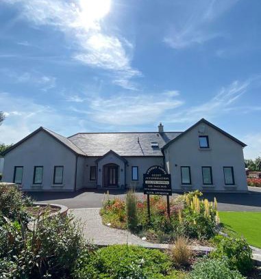 Clady House | Ardbrin Lodge