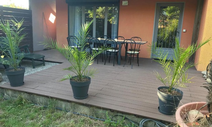 Ruoms House | ARDECHE GITE 6- 8 PERS CLIM WIFI 3CH TERRASSE PARKING JARDIN