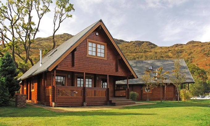 Arrochar Cabin | Ardlui Lochside Lodges