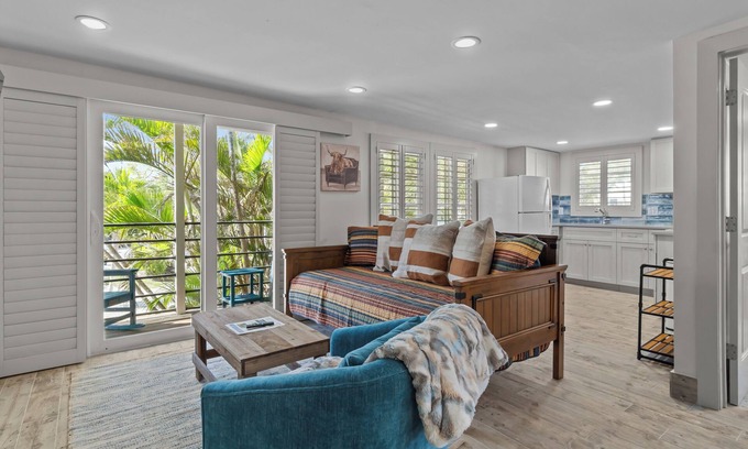 Captiva Cottage | Are you looking for a quaint fishing village in the heart of Captiva Island? - Jensen's Cottage #12