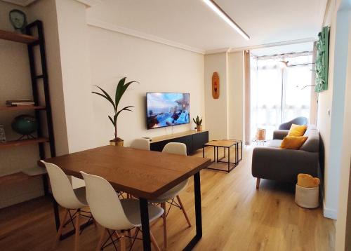 Gijon-Este Apartment | Arena Beach Gijón