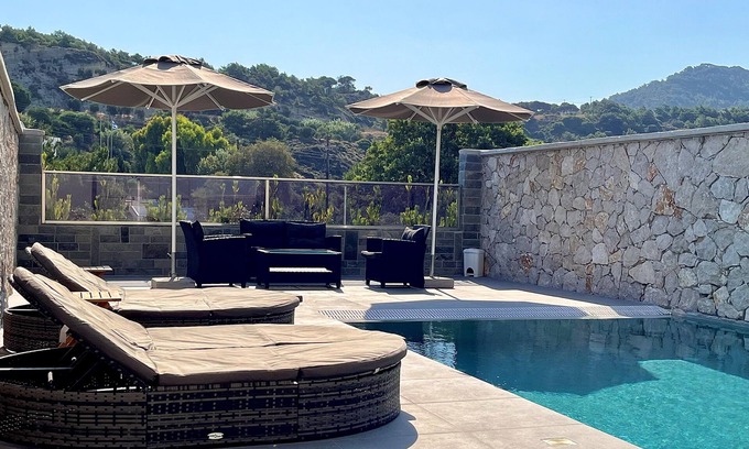 Filerimos Apartment | Ariadne MountainView Suite