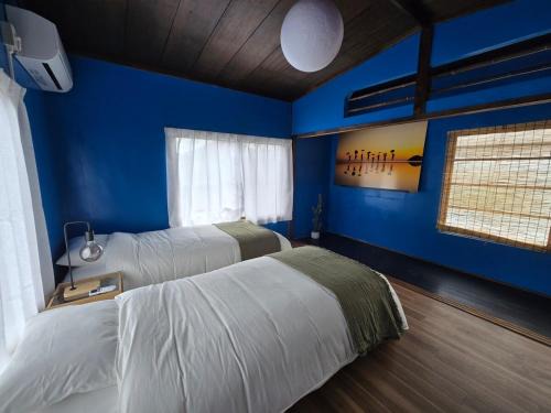 Mitoyo Apartment | arigatouya 3 minutes by car to Chichibugahama Beach Renovate pet OK Free parking Seven beds Limited to one group per day Private lodging