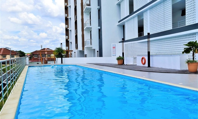 Kuching Apartment | AriHomeStay@Laticube