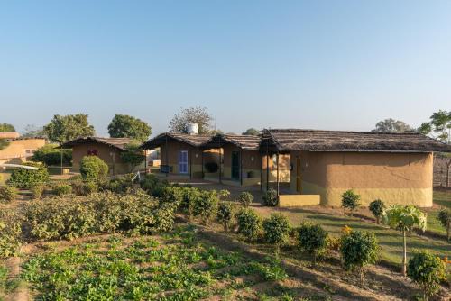Bhiwadi Hotel | Arise Ethnic Village Resort - Manesar Bilaspur