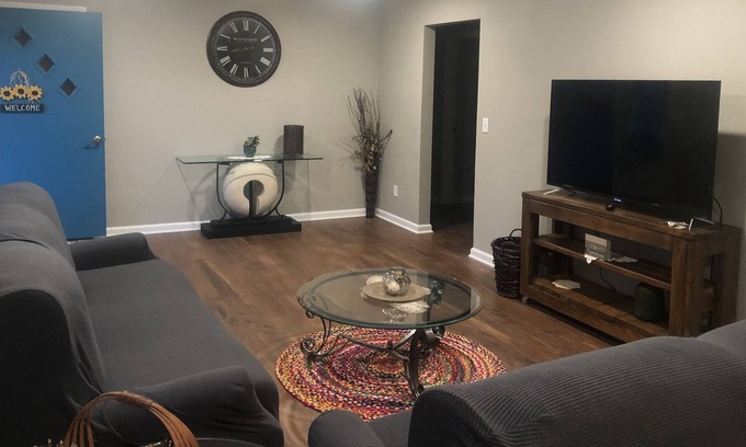 Quincy House | ARLENES RETREAT