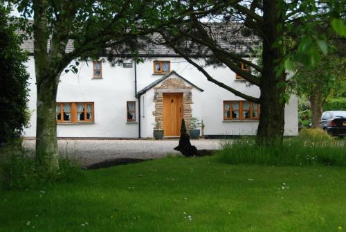 Seaton Bed & Breakfast | Armidale Cottages B&B