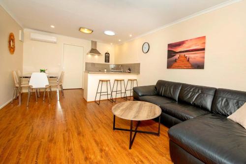 Yarrawonga House | Arnie's Place