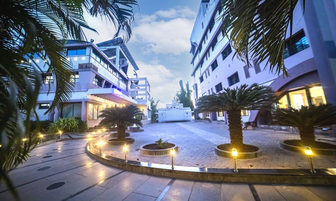 Latur Hotel | Aroma