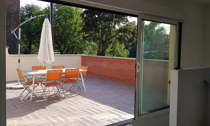 Arras House | ARRAS BEAUTIFUL HOUSE, LARGE TERRACE WITH VIEW ON VERY NICE PARK