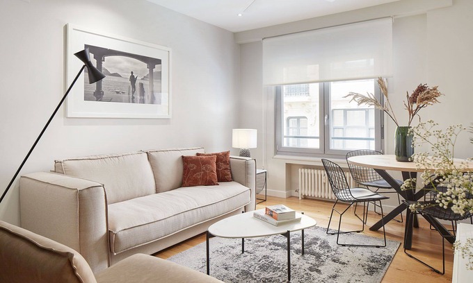 San Sebastian Centro Apartment | Arrasate 2 by FeelFree Rentals