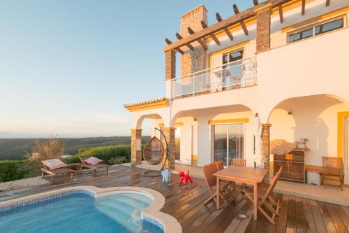 Aljezur Bed & Breakfast | Arrifana Destination Suites