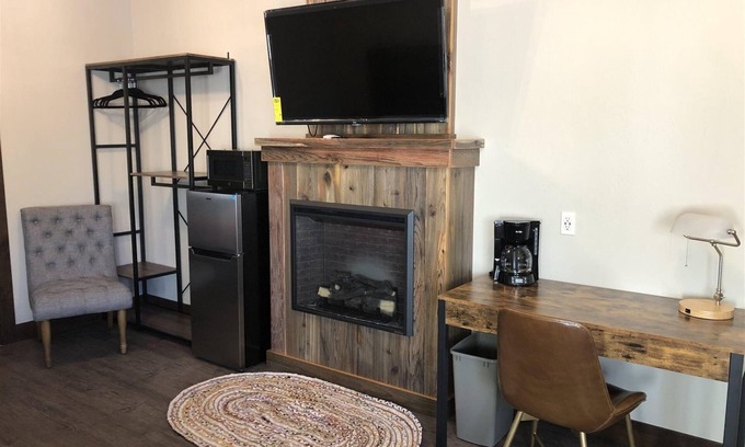 West Yellowstone Apartment | Arrowhead Lodge Unit 6
