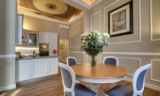 San Giovanni Apartment | Art Apartment Luxury Family Suite