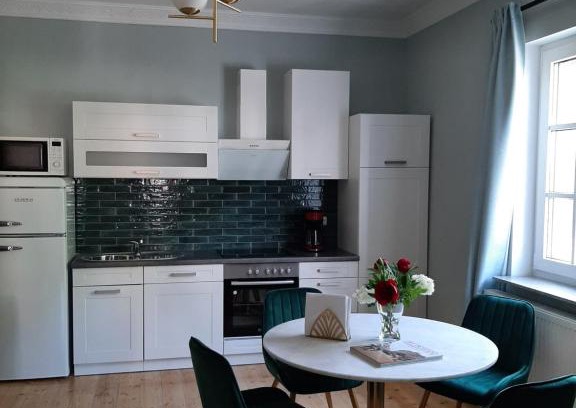 Mainz-Bingen Apartment | Art Deco Villa Bacharach