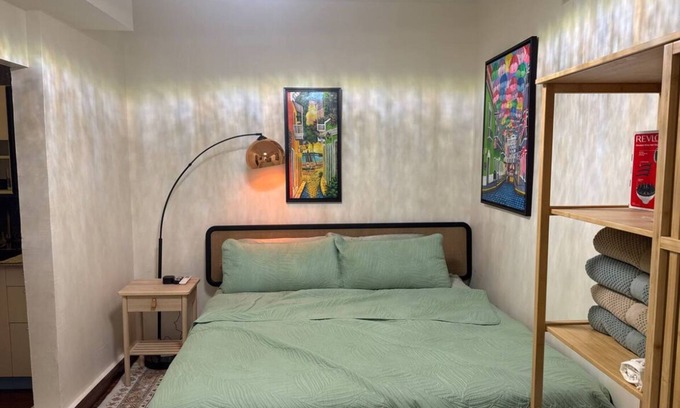 San Juan Apartment | Art Floral Studio with Kitchen, KING Bed, Washer/Dryer, WIFI in Old San Juan