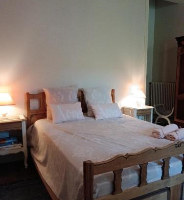 Lezat-sur-Leze House | Artbnb