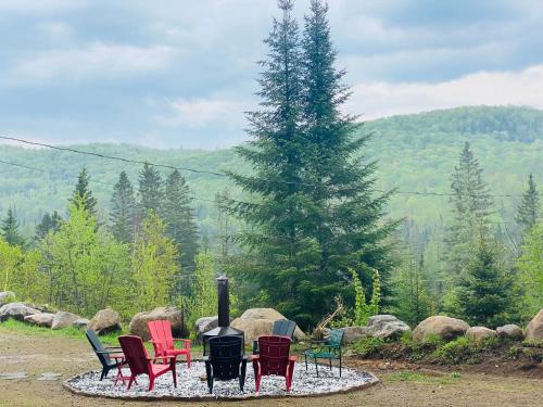 Lantier Ski Chalet | Artemis Log Cabin with Spa & Mountain View