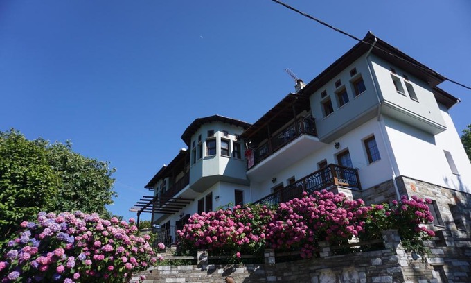 Tsagarada House | Artemisia House