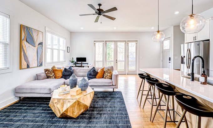 Mechanicsville House | Artful escape with stylish interior, skyline views, luxe suite with WFH desk