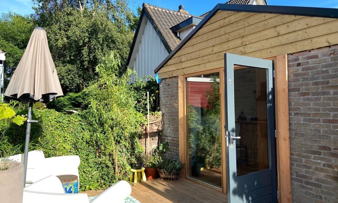 Bergen House | Arthouse Lola by Interhome
