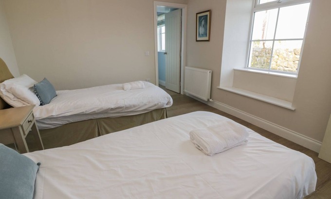 Carsethorn Cottage | Arthur's Cottage