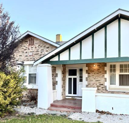 Burra House | Arthurs Place - Burra