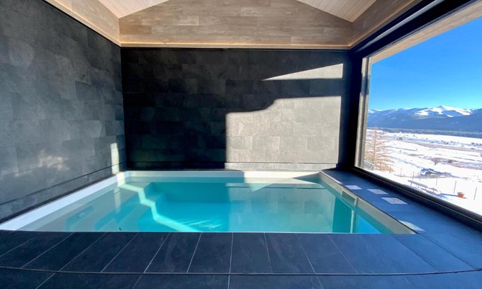 Les Angles Ski Chalet | Artik chalet avec vue à 180 degrés et piscine