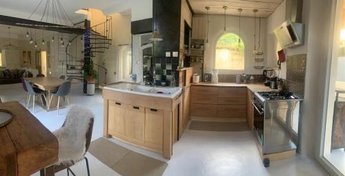 Le Martinet Villa | Artist Conscience Country House in Cévennes