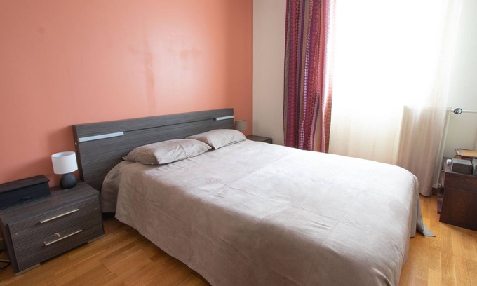 Bois-Colombes Apartment | Artist's Owned Appartement With Garden and Solar Room Near Paris