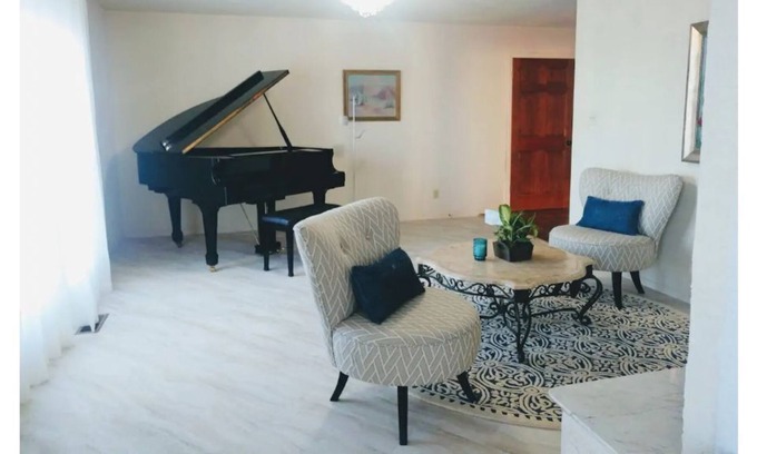 Snowflake House | ARTIST SUITES ~ Snowflake Arizona
