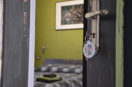 Cabras Bed & Breakfast | Artista B&B