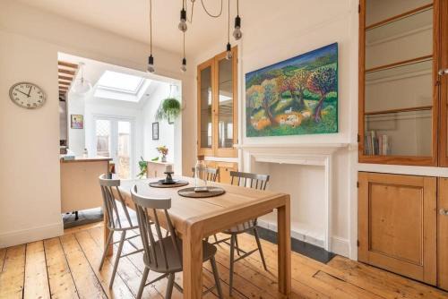 Easton House | Arty House with Garden in Central Bristol